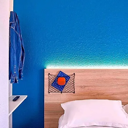 Hotelf1 Toulouse Airport Hotel *